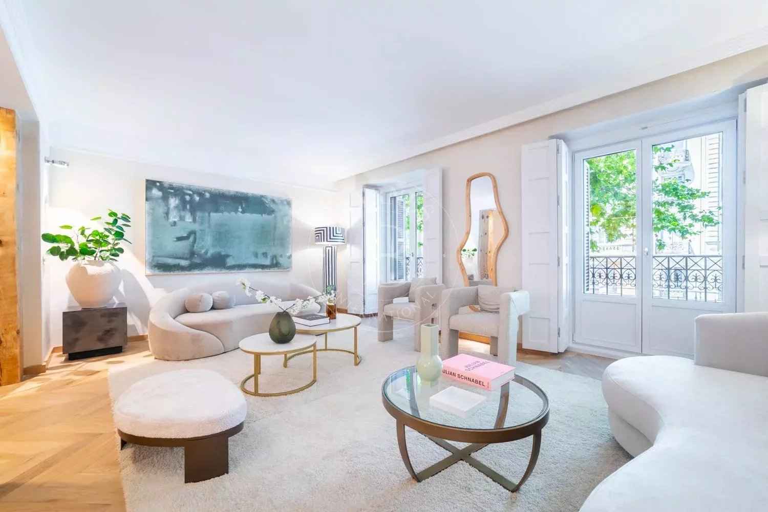 79055ff8e73c09dee3d335abfeca6373 5b0b18a4f0 1500 original - Translation missing: en.helpers.application.image_tag.default_alt