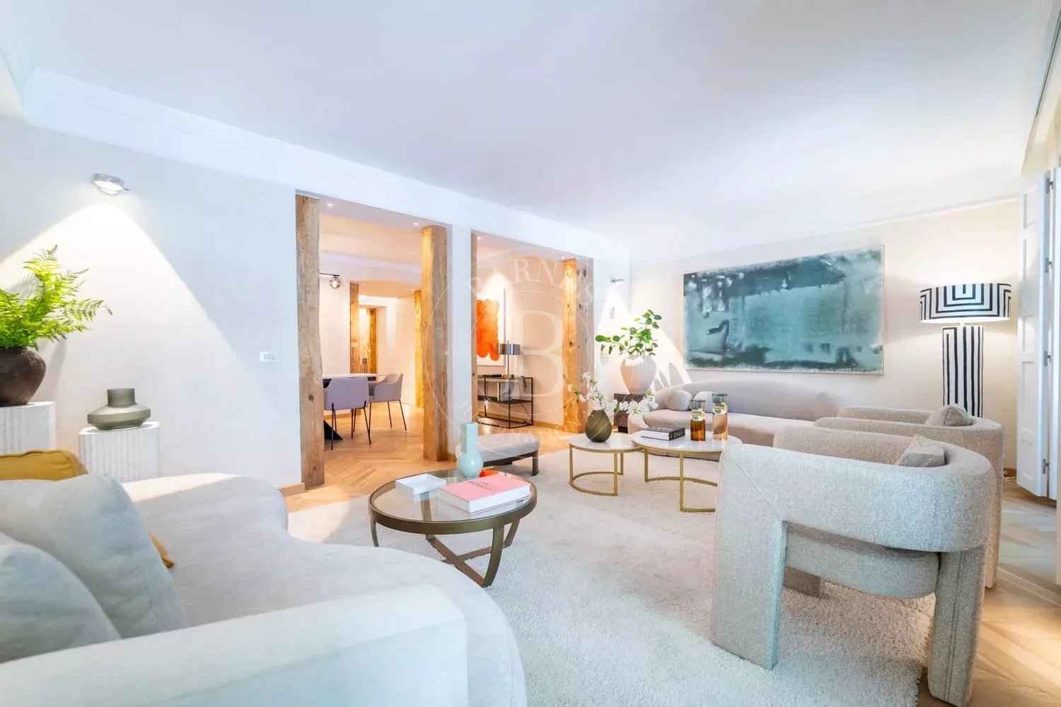 06c128bf1fdfe8175b0fb03acb4c5436 0298a859fe 1500 original - Translation missing: en.helpers.application.image_tag.default_alt