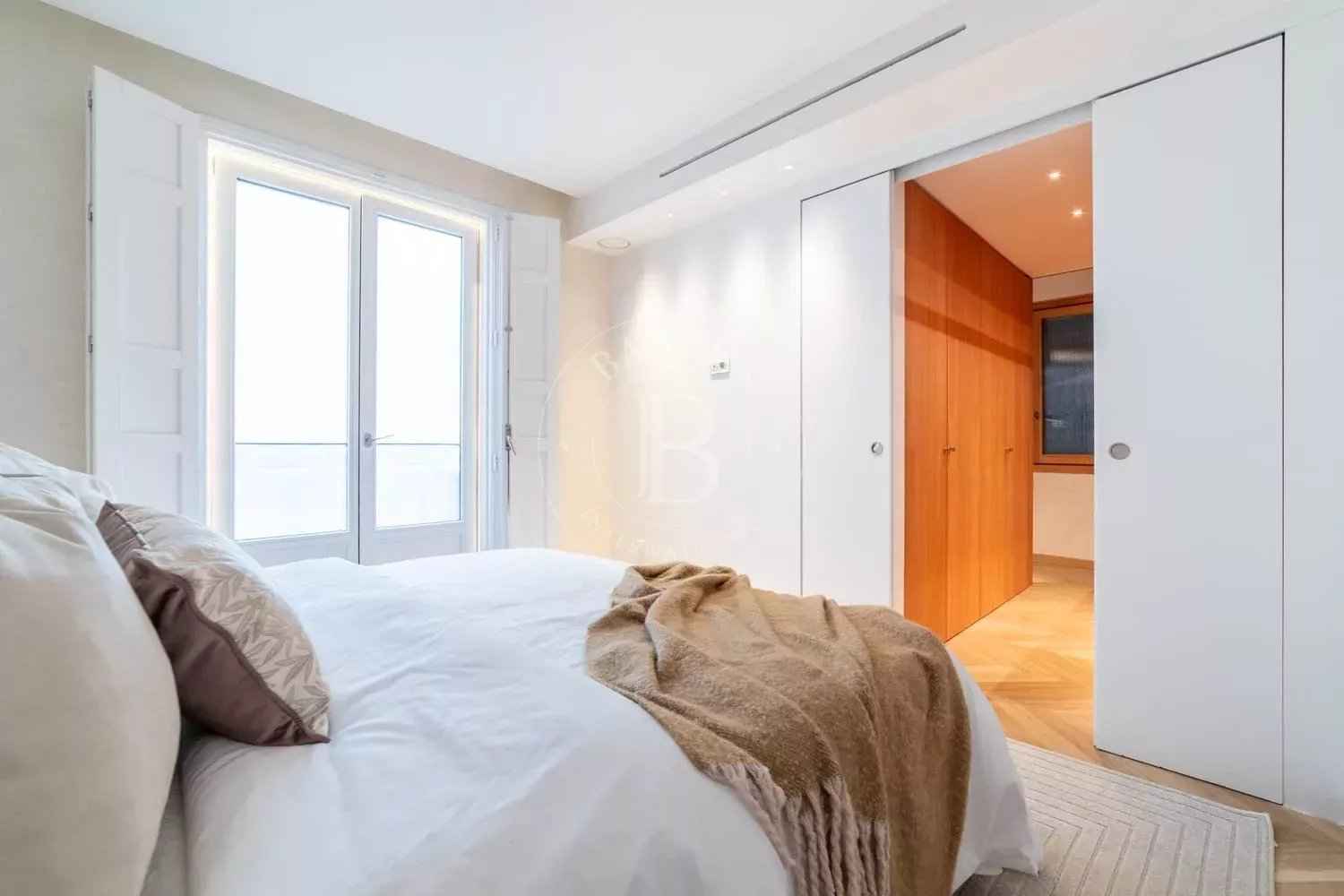 08521e20833aec5f5e2d61ed31ff4738 5bd4f45c05 1500 original - Translation missing: en.helpers.application.image_tag.default_alt