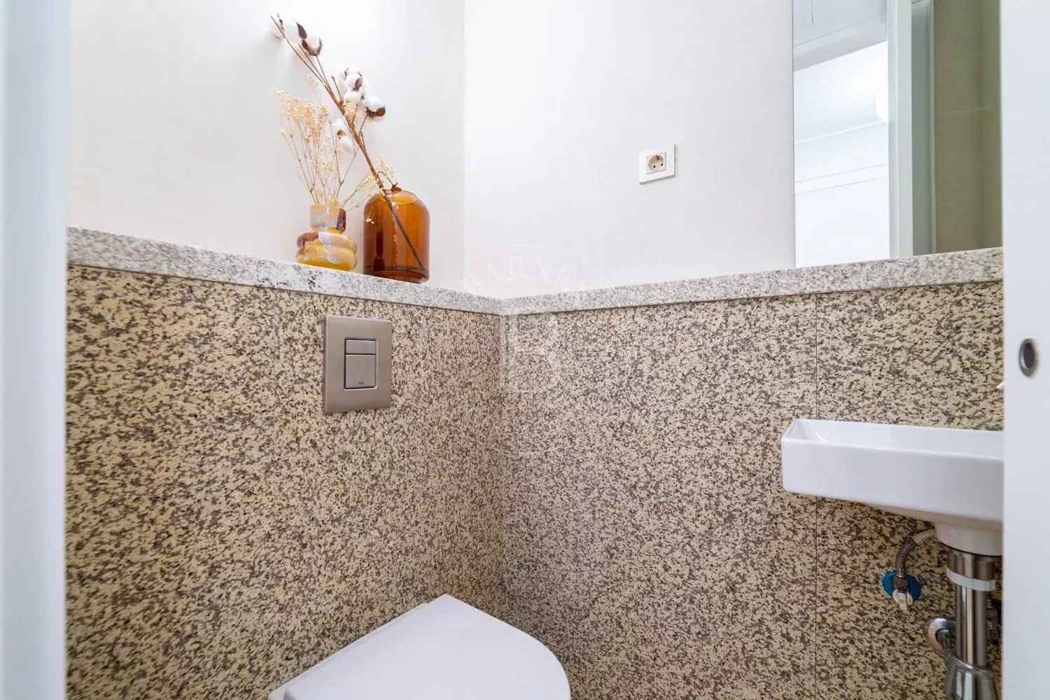 E71ec53af872b3eaef0578cfc207a8d9 32317e6c87 1500 original - Translation missing: en.helpers.application.image_tag.default_alt