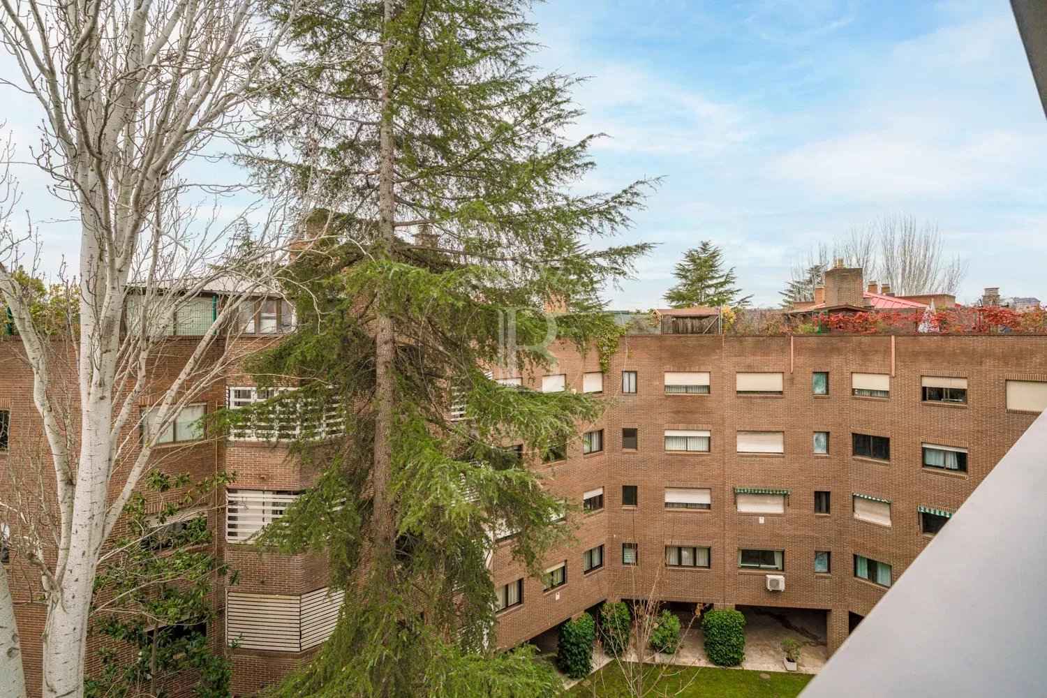 6ff1e1da4889a4d5ea291c44e27ab5af a6b88d270f 1500 original - Attribut alt par défaut.