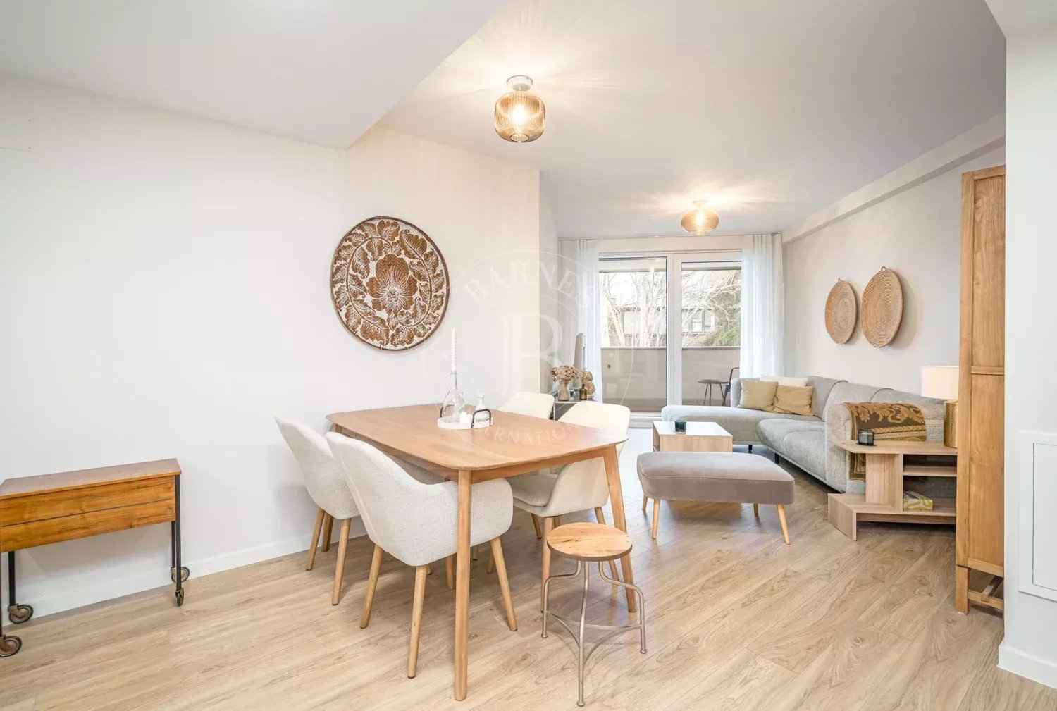 80f0e3ca0903420f2e076b445bbd595e 33e29a6cec 1500 original - Attribut alt par défaut.