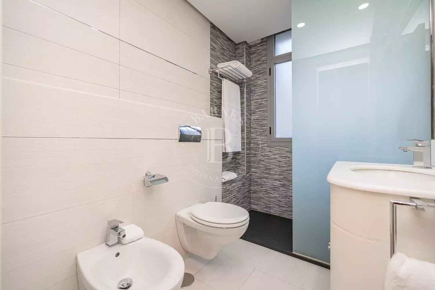 320cb300d7d8698a844f747ed0dda18b c3047c2e7b 1500 original - Translation missing: en.helpers.application.image_tag.default_alt