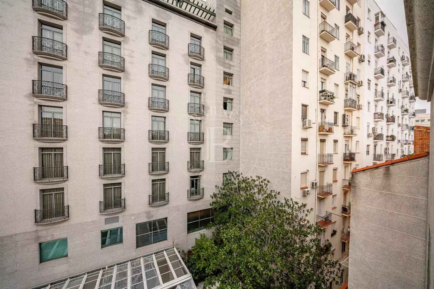 2f7f8f57b7c1c10ac1f8d665d87be2a2 a5274dff29 1500 original - Translation missing: en.helpers.application.image_tag.default_alt