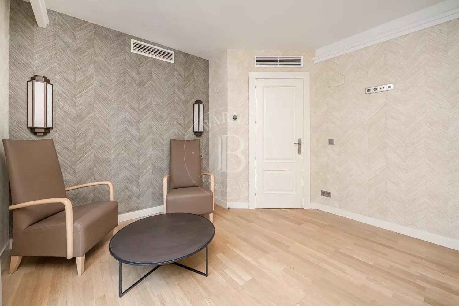 3ece8663b5fd3d843dcd24493ec159ff 8d98f931f5 1500 original - Translation missing: en.helpers.application.image_tag.default_alt