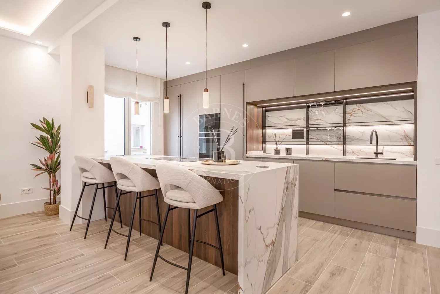 8f0754ed20e5f5b869c3ce5a24db0958 a287136cd9 1500 original - Translation missing: en.helpers.application.image_tag.default_alt