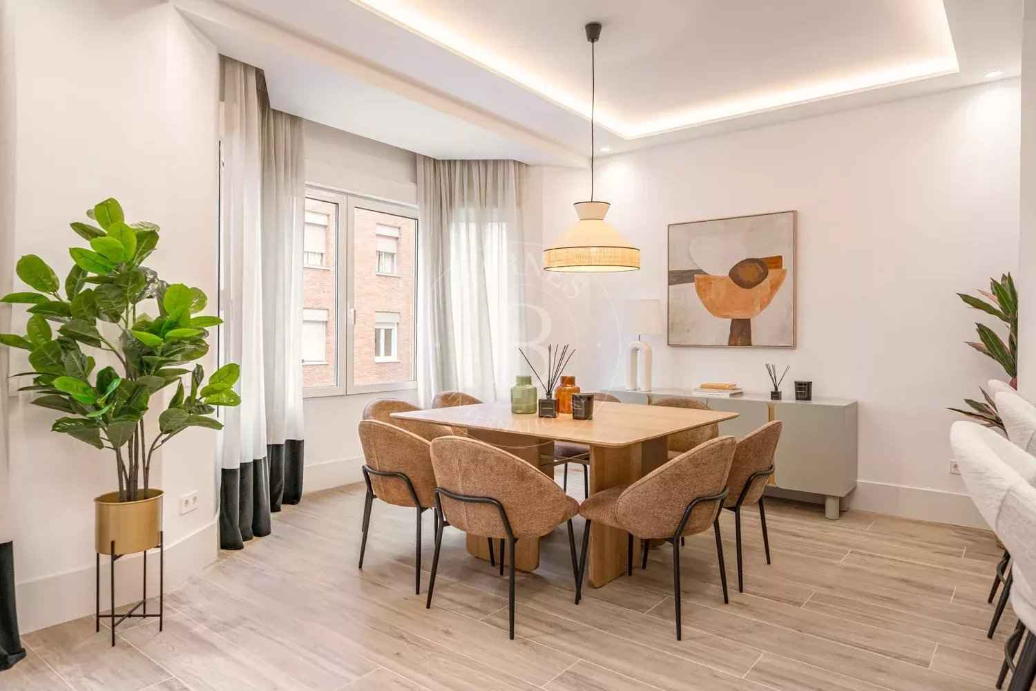 53bfa8697ff2ab0ba108ec53ebe614ee a3343220d8 1500 original - Translation missing: en.helpers.application.image_tag.default_alt