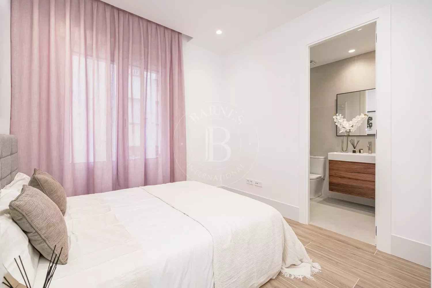 2c247ecb12b416ec0e50ee46dc89762e 42cdc27b6a 1500 original - Translation missing: en.helpers.application.image_tag.default_alt