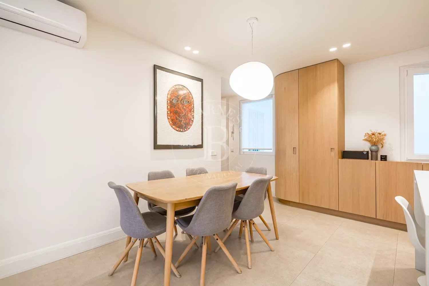 D81be4df1bce7eddb95d5bf8c2f4dd98 6d968f4b3b 1500 original - Attribut alt par défaut.