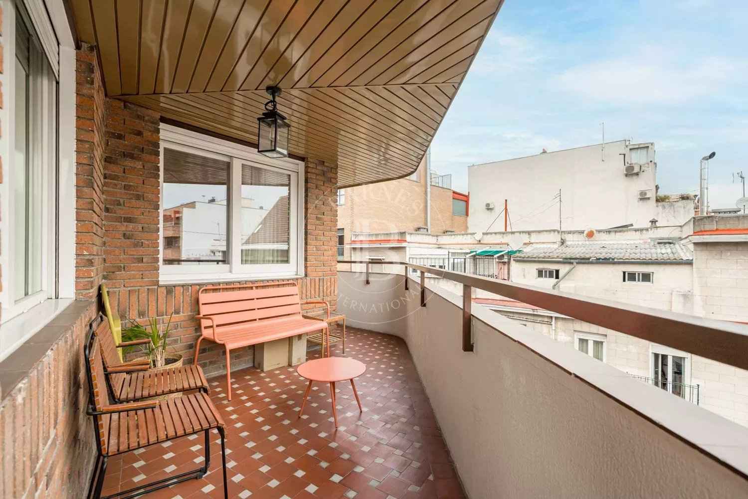 235d3984f1c5d85b503e07e7d98d10bb 6e6dbcc477 1500 original - Attribut alt par défaut.