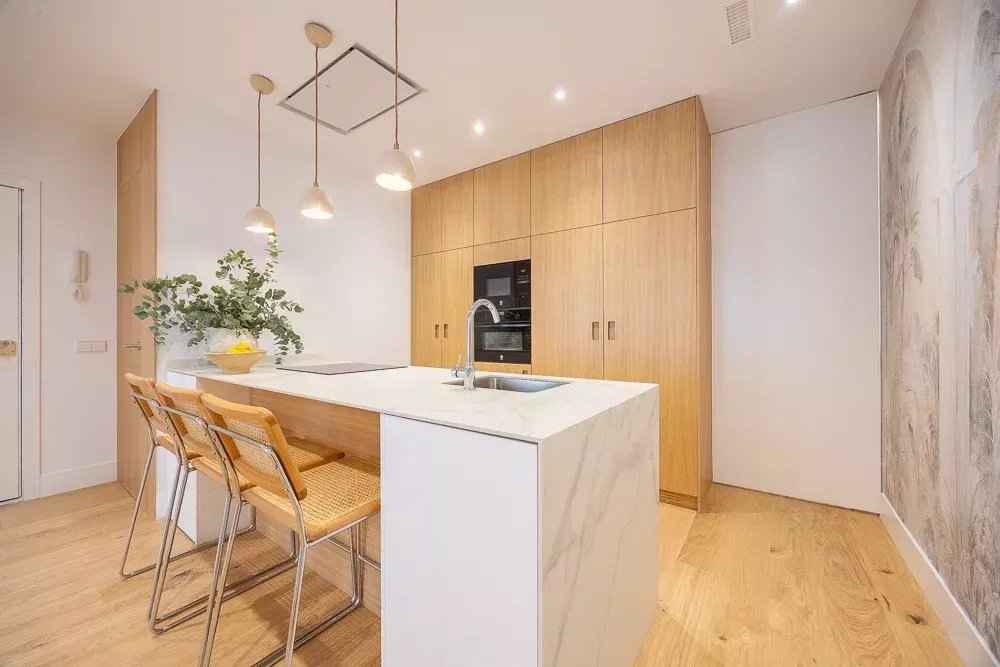 A1aaa8ee983c76b07a0ad7abfdfd517e f437fa17d6 1000 original - Attribut alt par défaut.