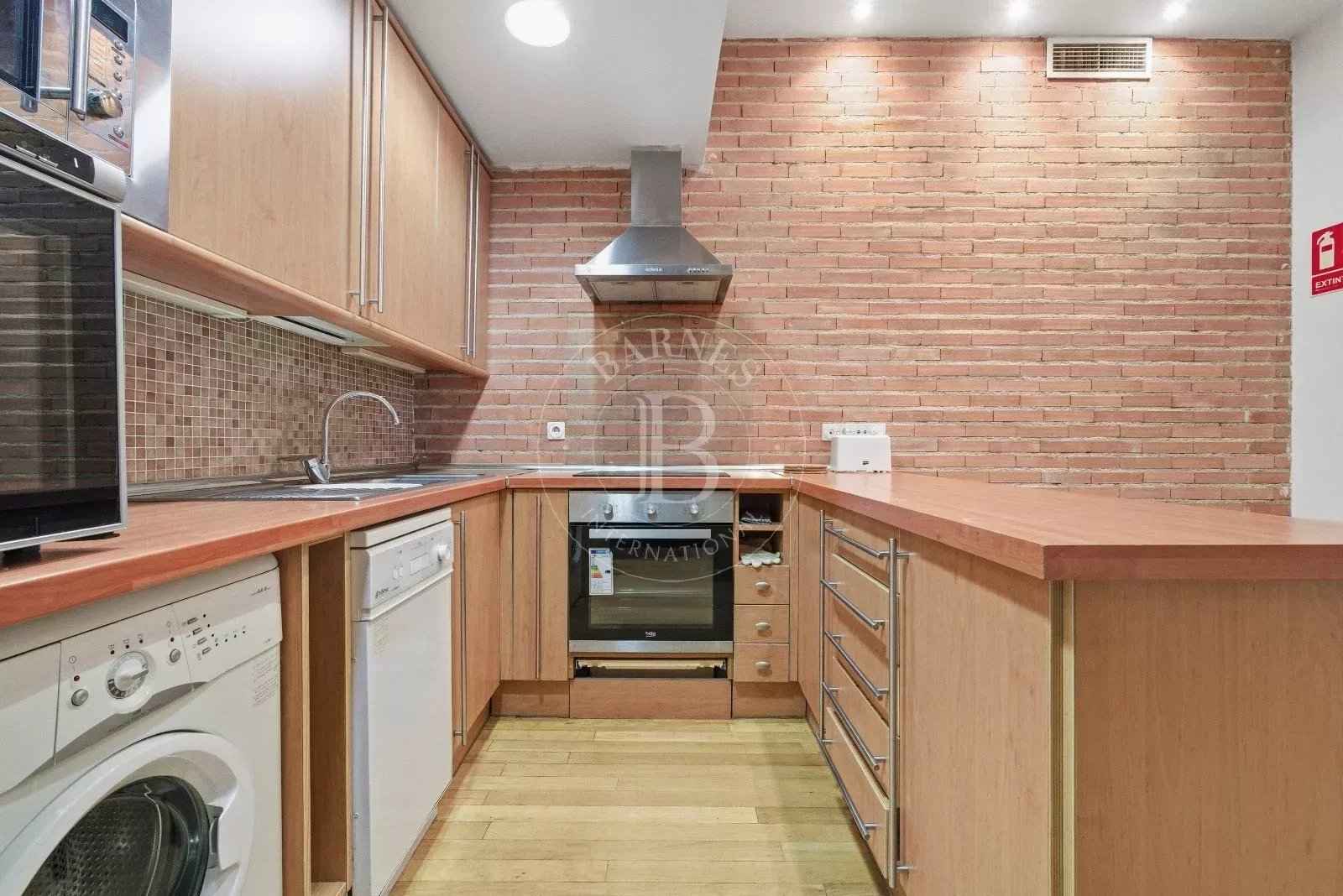 Ee8a86a0686c85afb99189f64a6a8f8d b2f3bf051c 1600 original - Translation missing: en.helpers.application.image_tag.default_alt