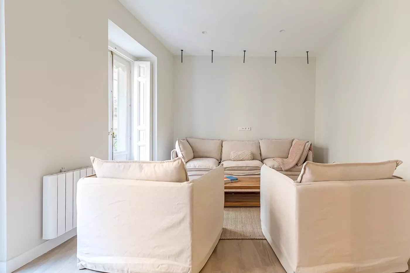 421a5dabedfa6060b7fb24e6eee41185 1265ddc664 1400 original - Attribut alt par défaut.