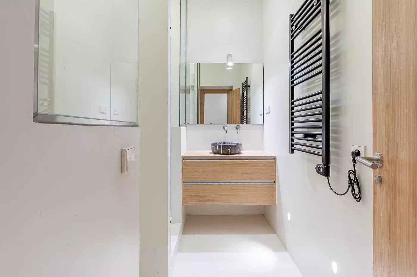 B3abf05de05fba3b48a976b8d149ad1b d5157f0511 1400 original - Attribut alt par défaut.