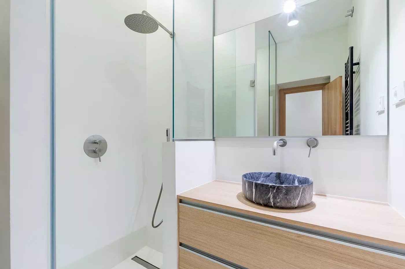 16866ab22fc7127547fdbcf81a13ee9f 9e42971405 1400 original - Attribut alt par défaut.