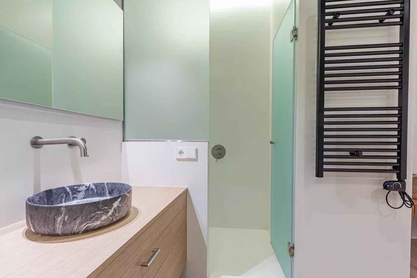 7fe3d7c84f104da358e4fb614b00bc2e dfece05589 1400 original - Attribut alt par défaut.