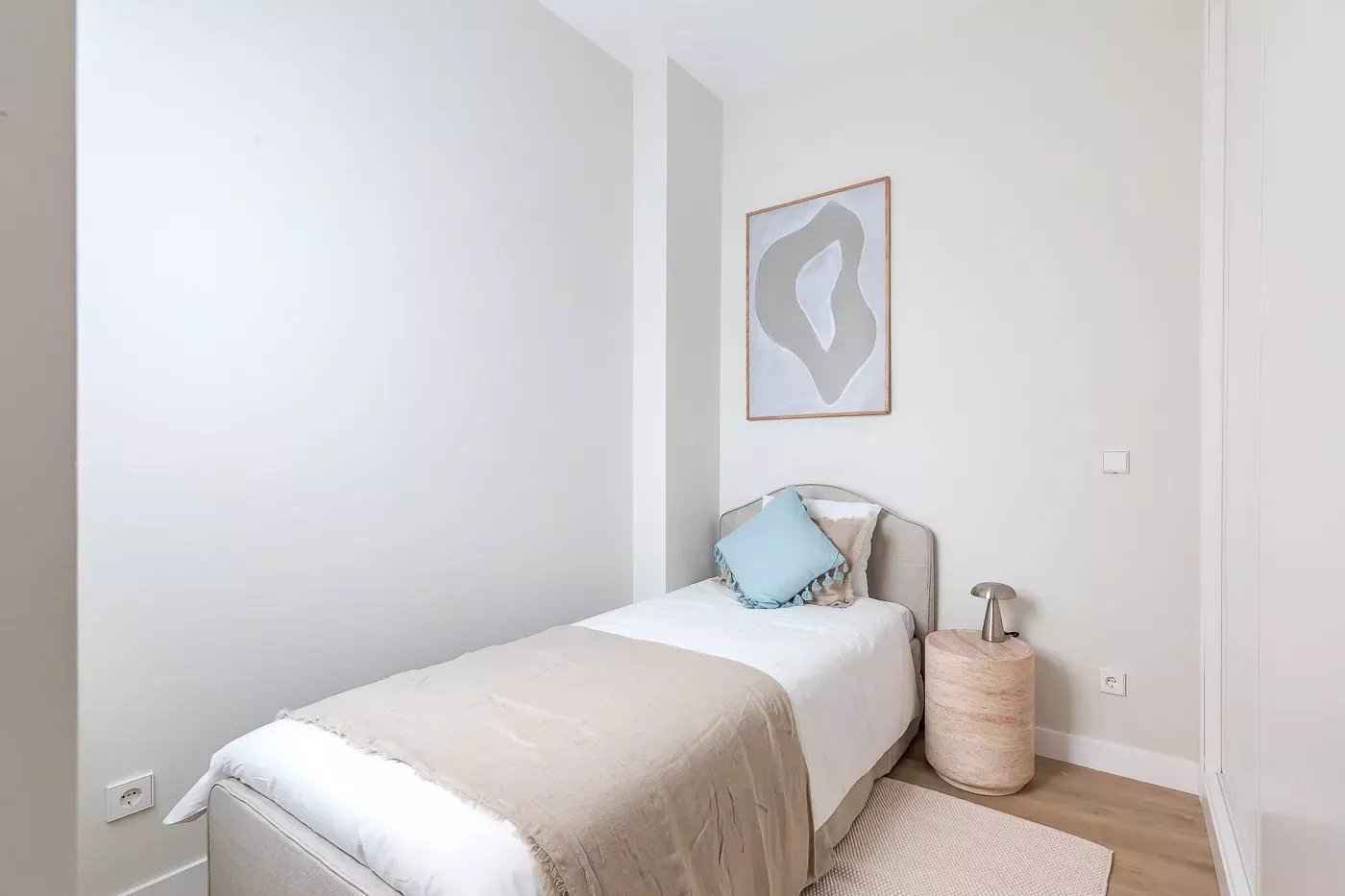 A6b4900ca6e888c4889027b6a9d31a7a af78cf2ad5 1400 original - Attribut alt par défaut.