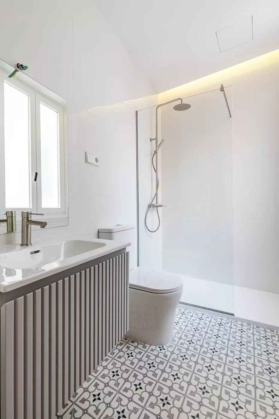 76ecdd6df4501d90153bd7197d11fd10 f15ebb249e 1400 original - Attribut alt par défaut.