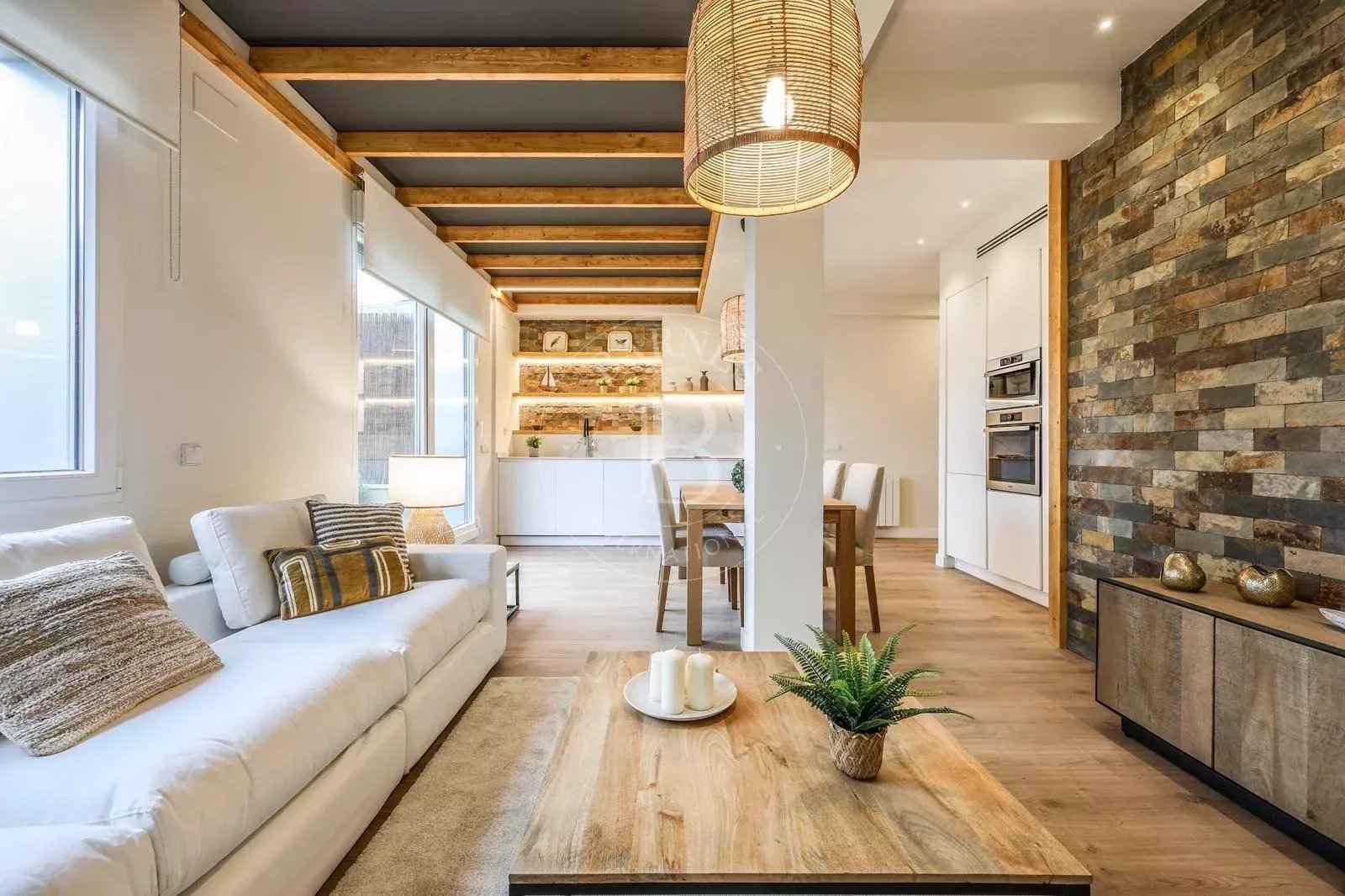 87b1fc47b59b114cb471d7c7211cec99 0a654af2a1 1600 original - Attribut alt par défaut.