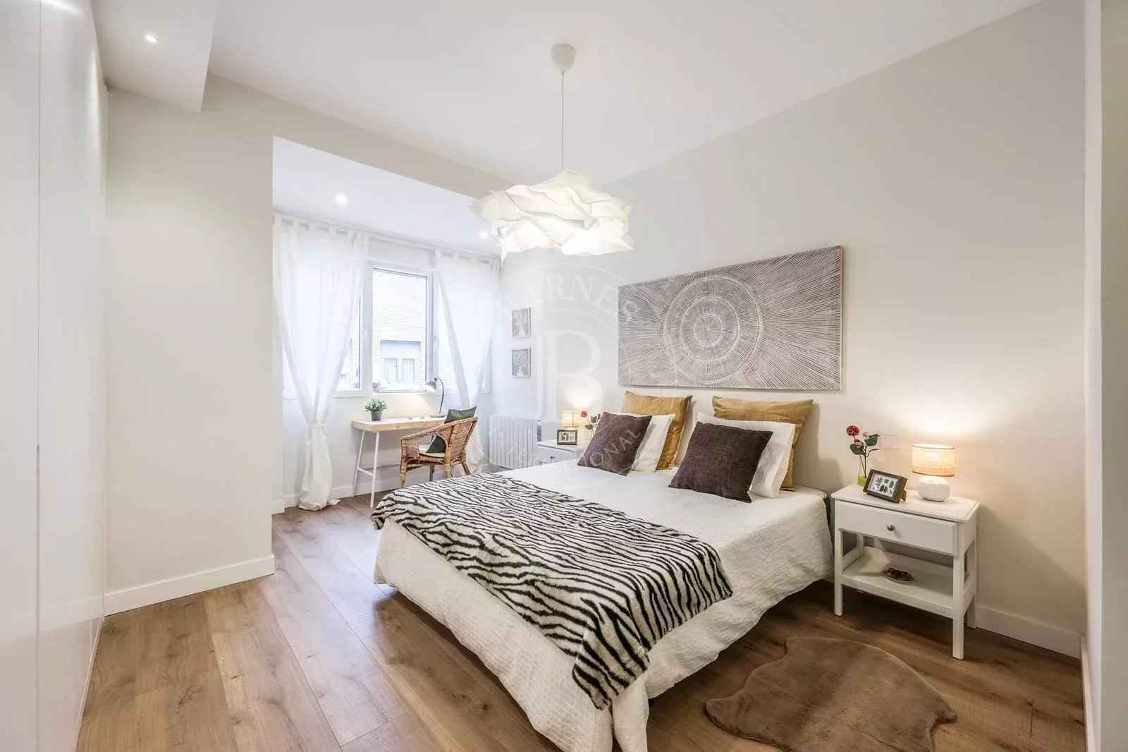 71582a0eccbc577d9e3d2395b7262c3c 049a4a1592 1600 original - Attribut alt par défaut.