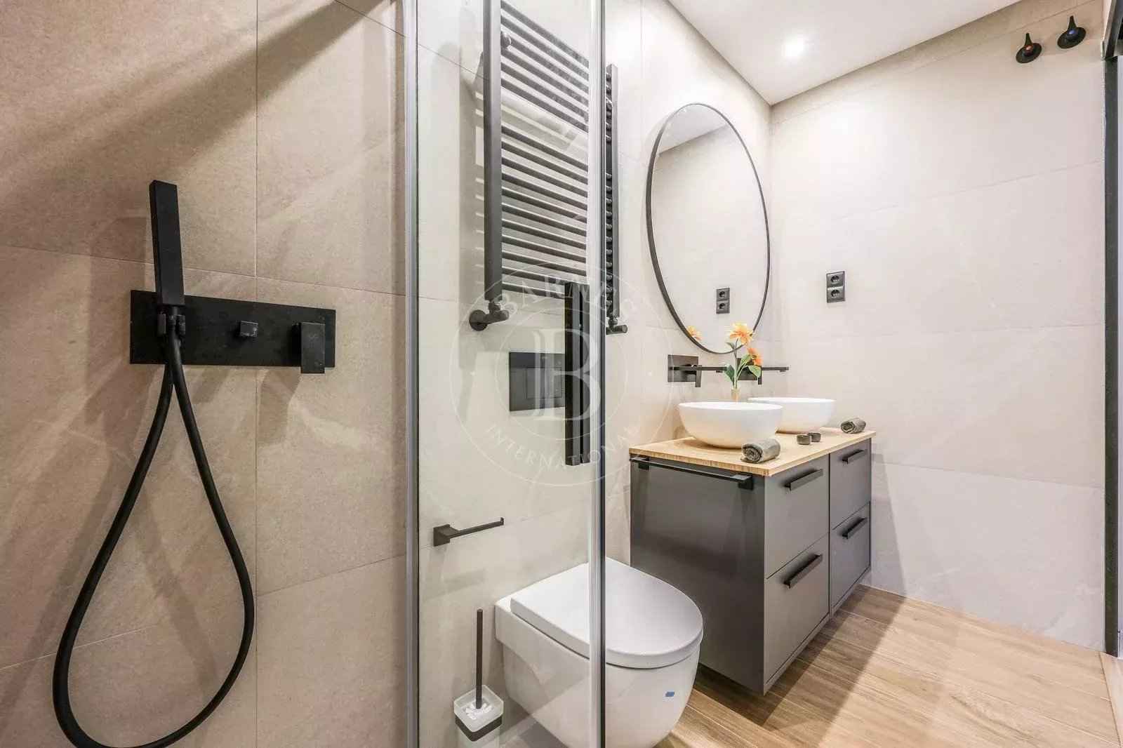 B570c29ece96ea12dd35d287df0833ef 61c9ce6c5f 1600 original - Attribut alt par défaut.