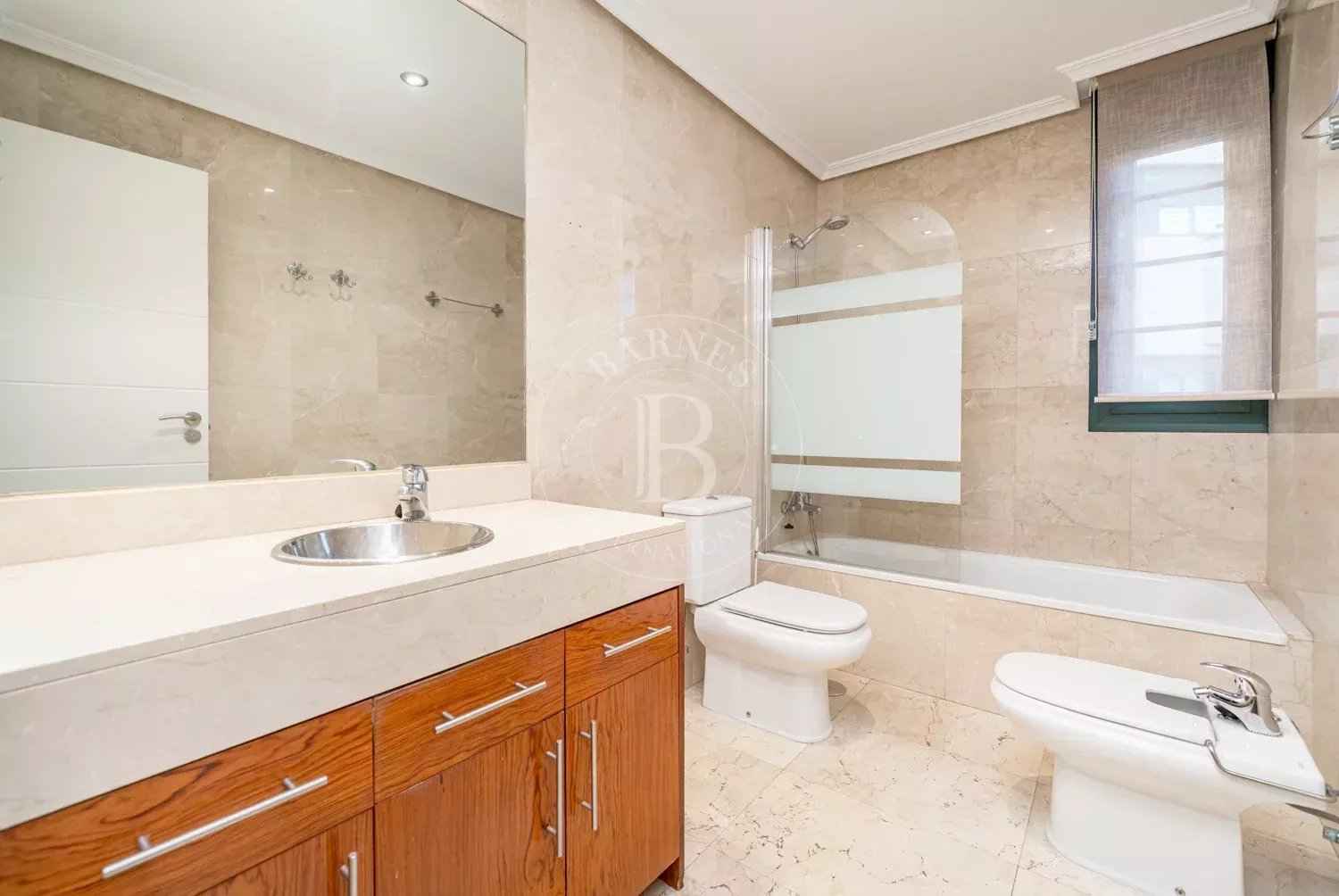 A0f06ea23686cf9e206978deb49d7ada 1ee652f241 1500 original - Translation missing: en.helpers.application.image_tag.default_alt