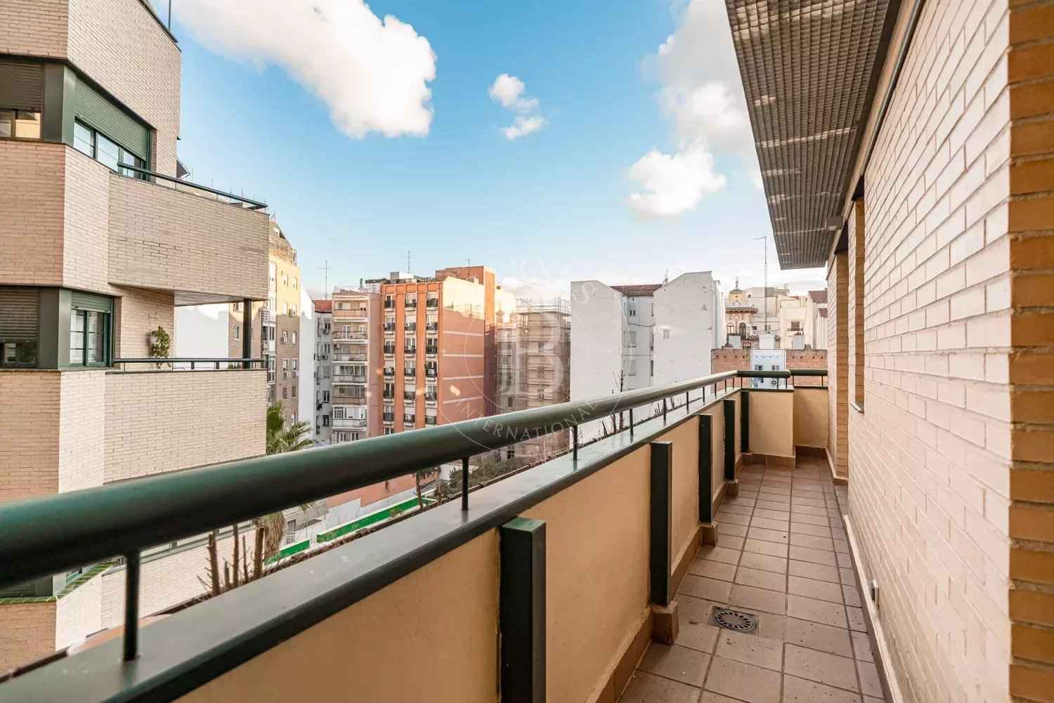 Bd95e592eea105e9aab5338ab396d236 cd4204fdb9 1500 original - Translation missing: en.helpers.application.image_tag.default_alt