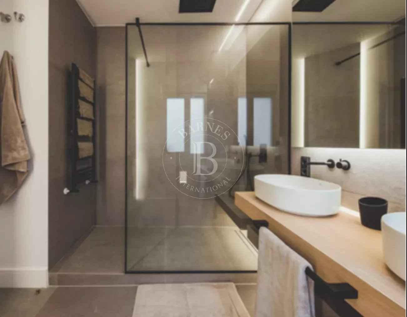 F483b85467b481ababd19adc153e07f3 3a55e30d5d 1302 original - Attribut alt par défaut.