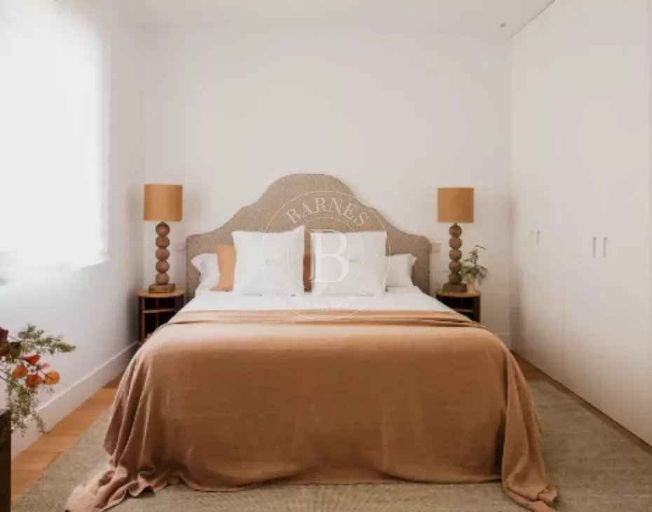 928003c4fa5fd64c7898faf1031a9f92 edc9beb848 930 original - Translation missing: en.helpers.application.image_tag.default_alt