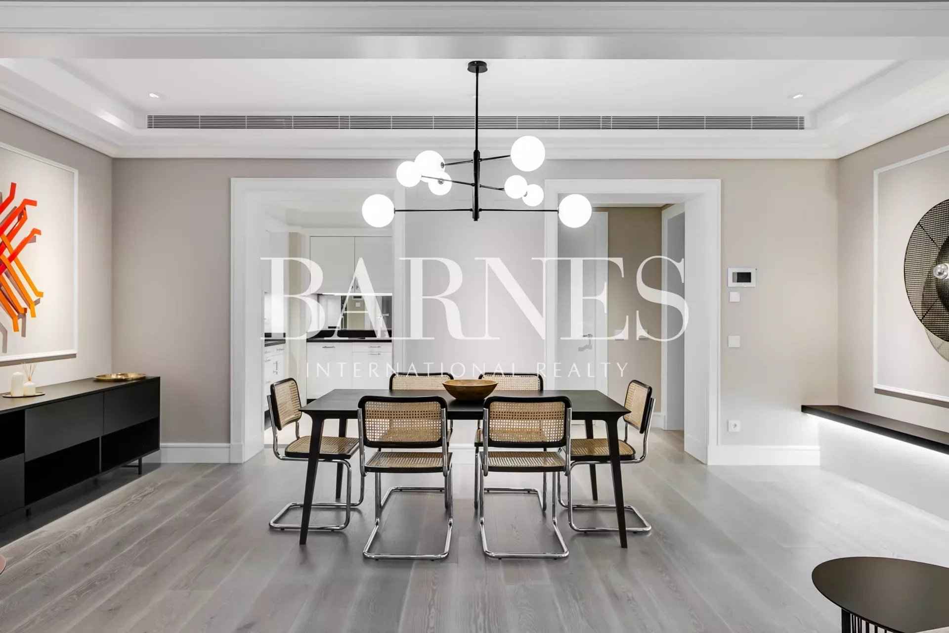 40e7ea0e1511c1abfc007f0fb21e0d2c 717ddad3c6 1920 original - Attribut alt par défaut.