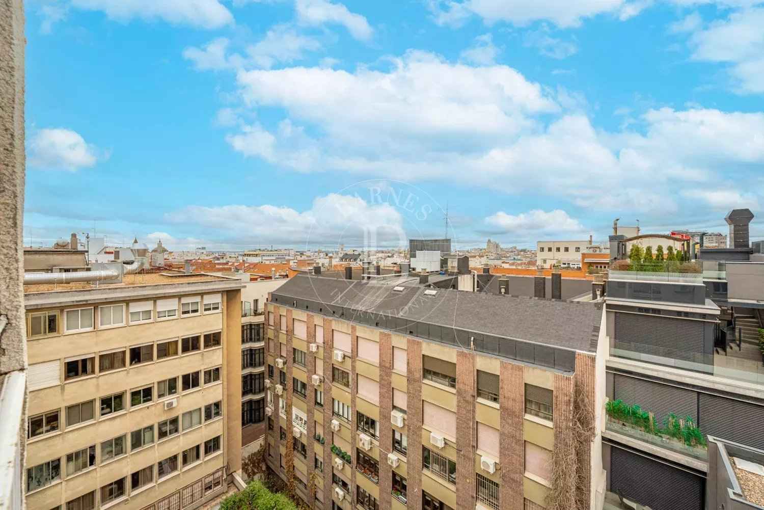 32a64f00428e1fc3aedd358cd2071a5a d6572c9b69 1500 original - Attribut alt par défaut.