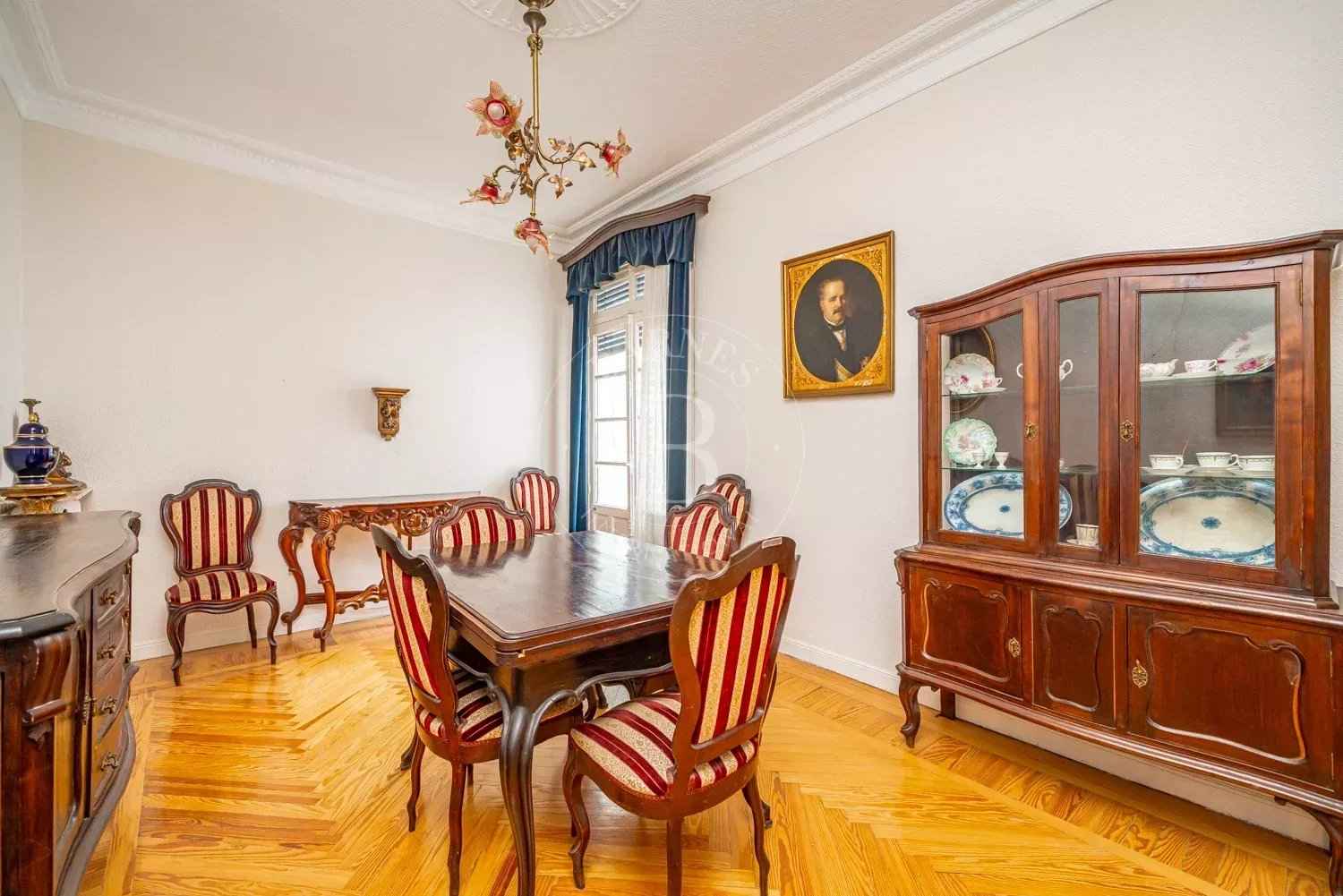 800441859b73e4c04092095514ac72a1 41a4bd8c92 1500 original - Attribut alt par défaut.