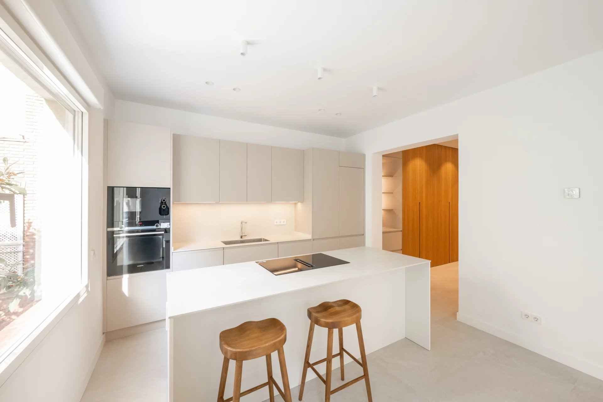 F95b16100f0a16850070bdc3a616c606 6dc7b7abc6 1920 original - Attribut alt par défaut.