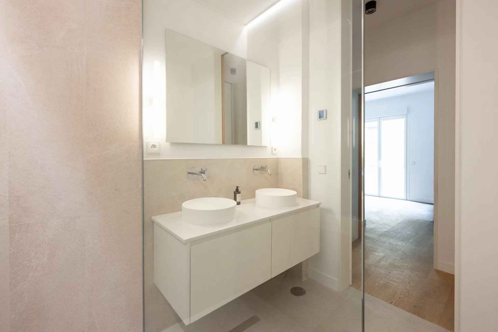 67dd2cda57a506cd99a1e440a08a2147 43f5de2944 1920 original - Attribut alt par défaut.