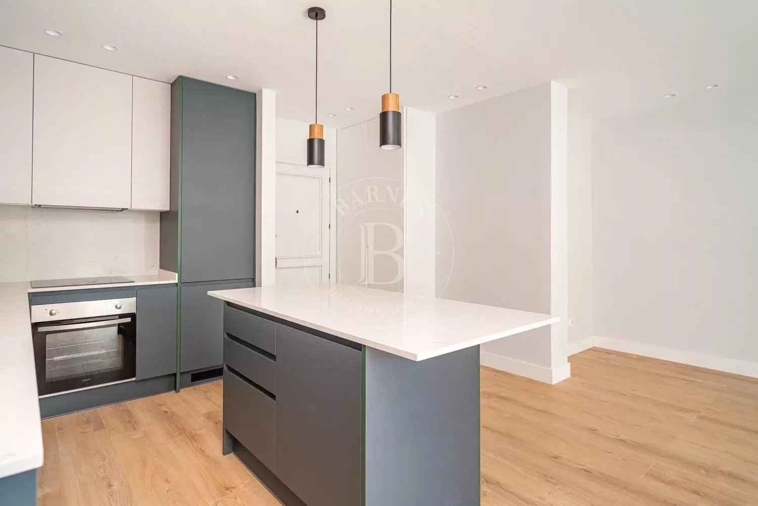 F32759bd7bef6143a95e253f5a29b1e5 0f293219b4 1500 original - Attribut alt par défaut.