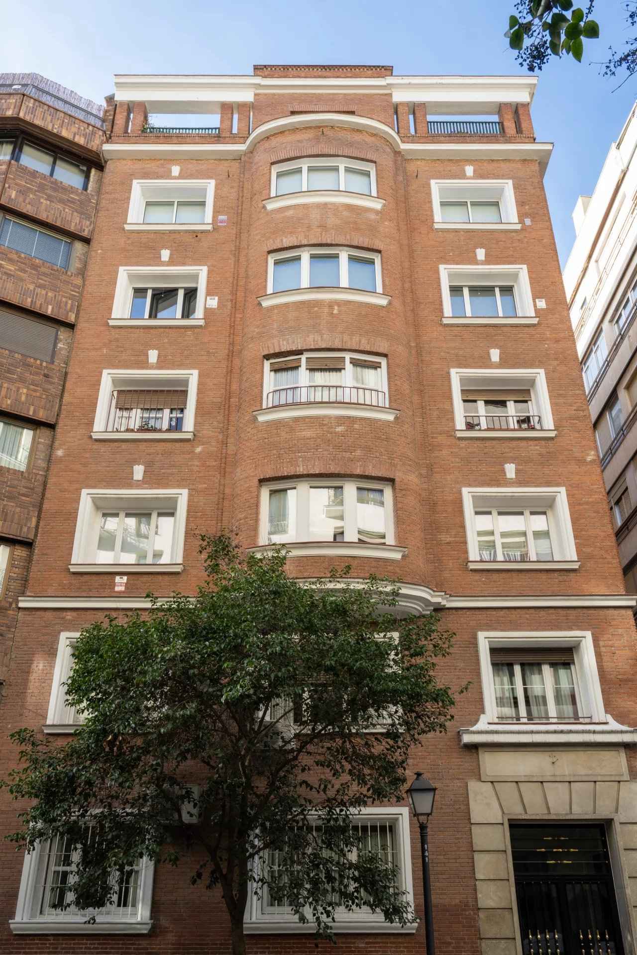 C2af12d484e1f561d6ec102d3b032b58 e83467900f 1920 original - Attribut alt par défaut.