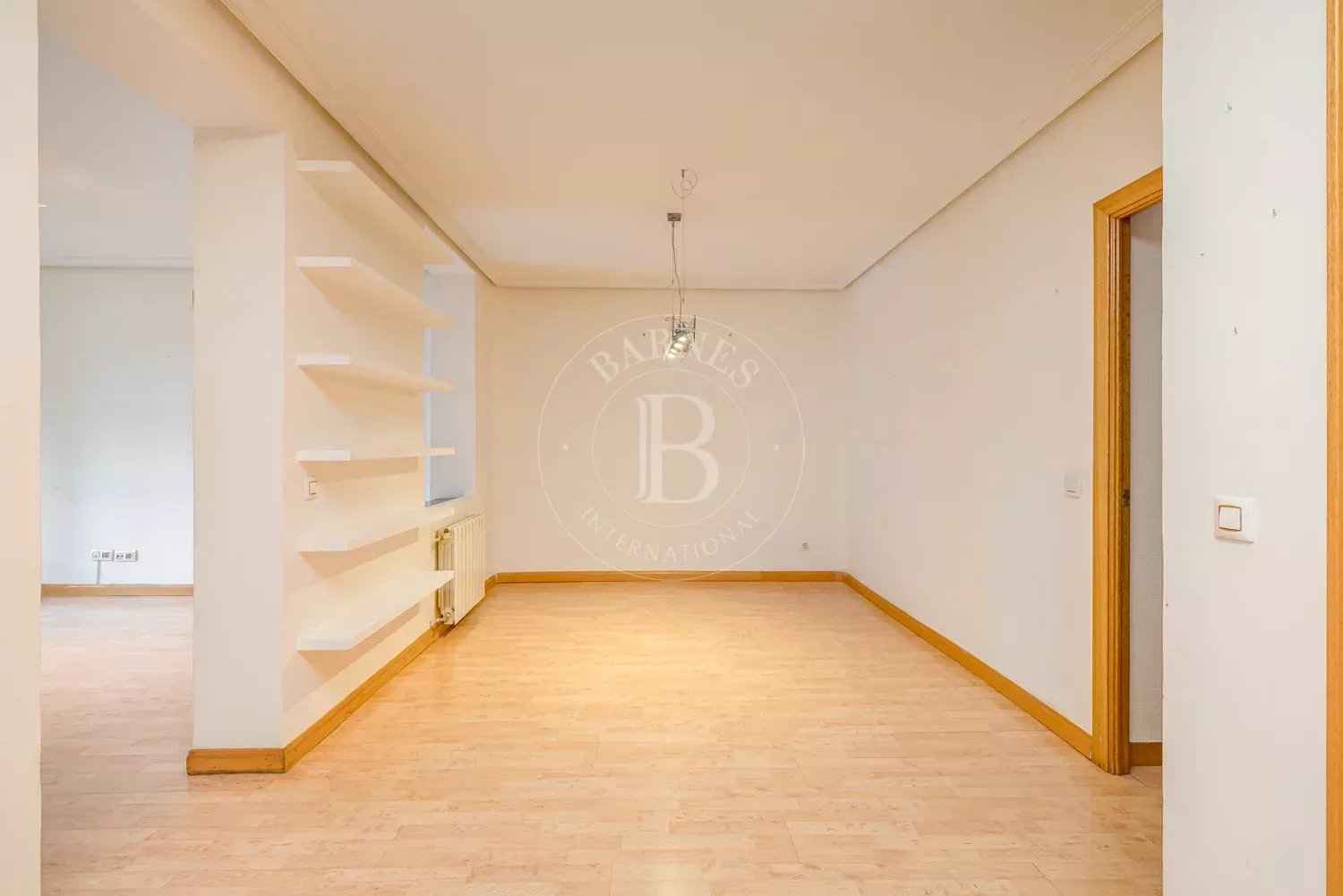 D00b7c452555639483b276d13689cb41 be63340769 1500 original - Translation missing: en.helpers.application.image_tag.default_alt