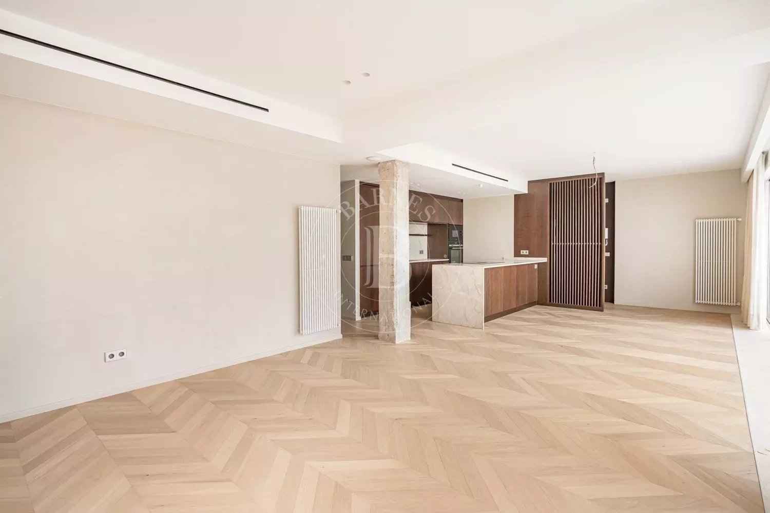 0d0f695c900616fbbdace360da81e41d 55e9db5fe5 1500 original - Attribut alt par défaut.