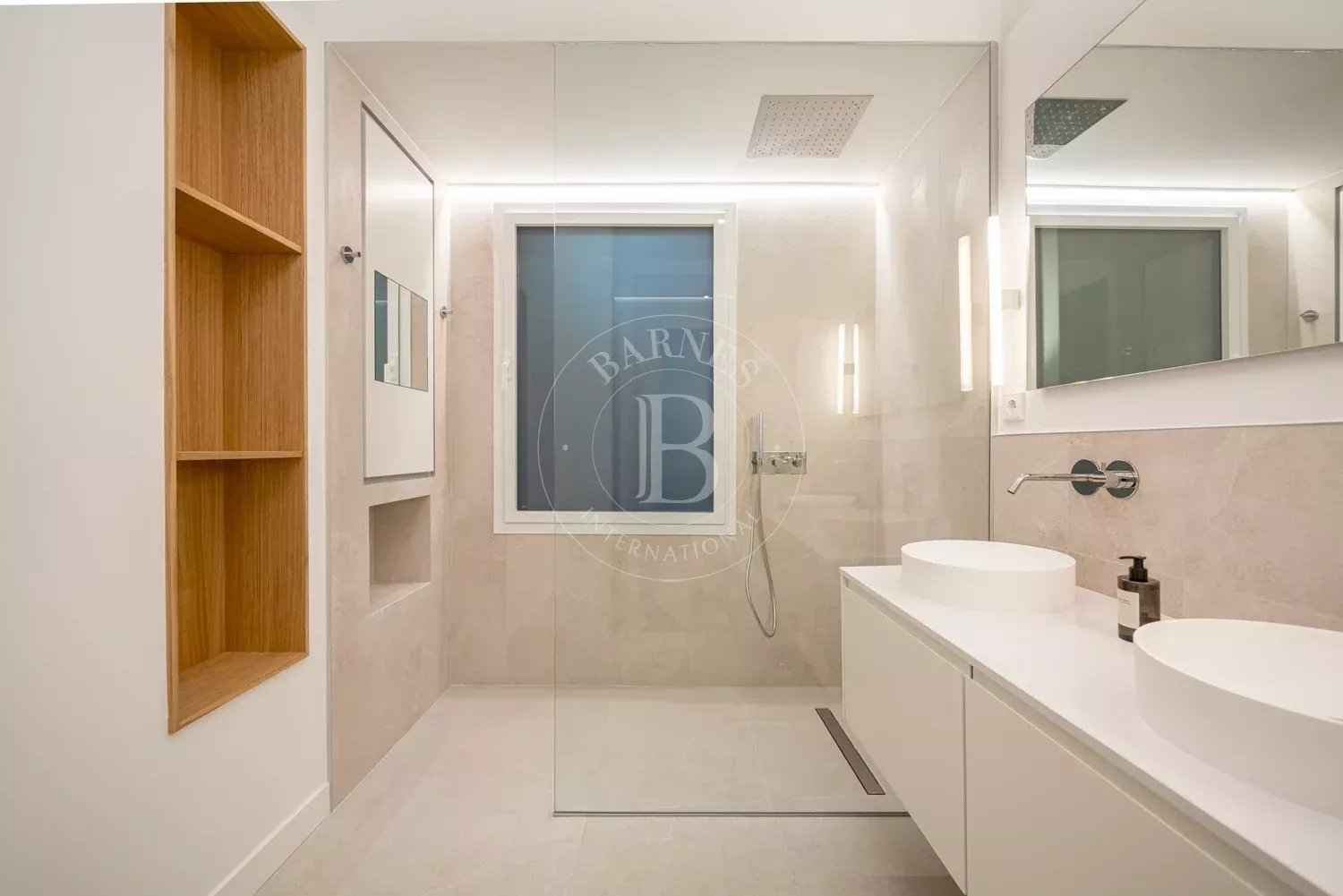 A779a51c35f7fffe26074917e3de4332 97bec9ebaf 1500 original - Attribut alt par défaut.