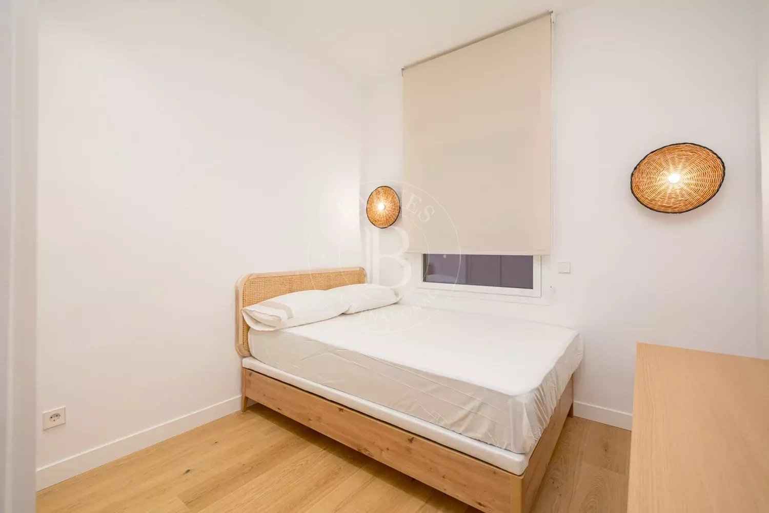 93e58c29247d1af4c1f928c21e633402 63457cdca5 1500 original - Attribut alt par défaut.