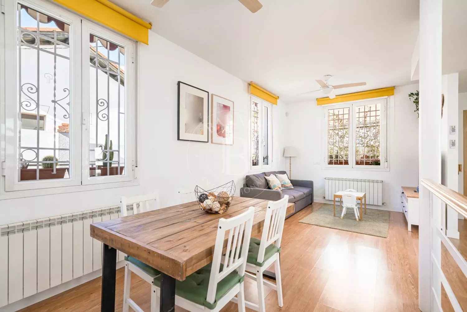 680cebb8df649d05861e9be5308d7618 ba37651559 1500 original - Attribut alt par défaut.