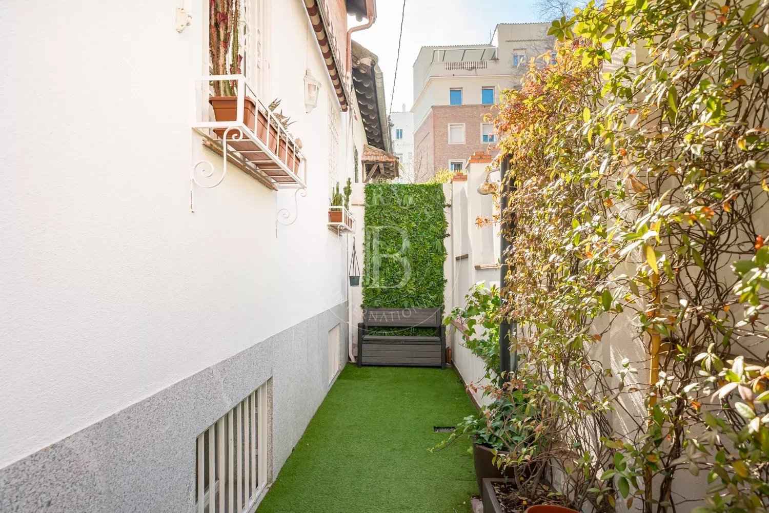 D601627b2d558c6d41b762cfb9ee620e 0a0b45b9b2 1500 original - Attribut alt par défaut.