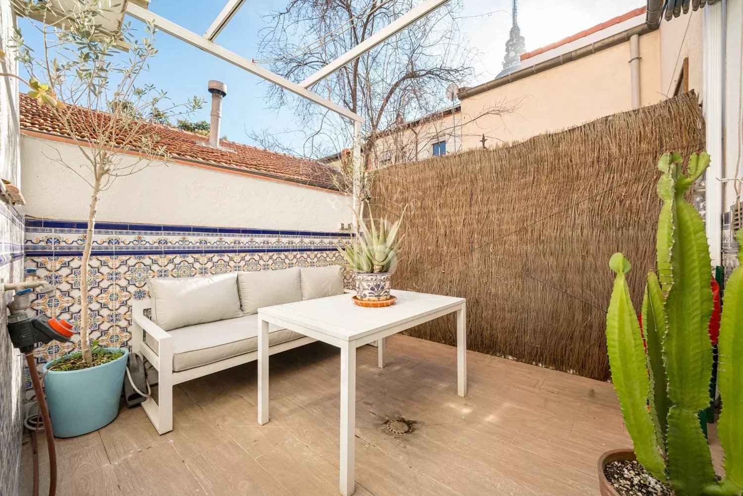 B3237c1d68682f5080b8cec8a96c9689 f22aad1db4 1500 original - Attribut alt par défaut.