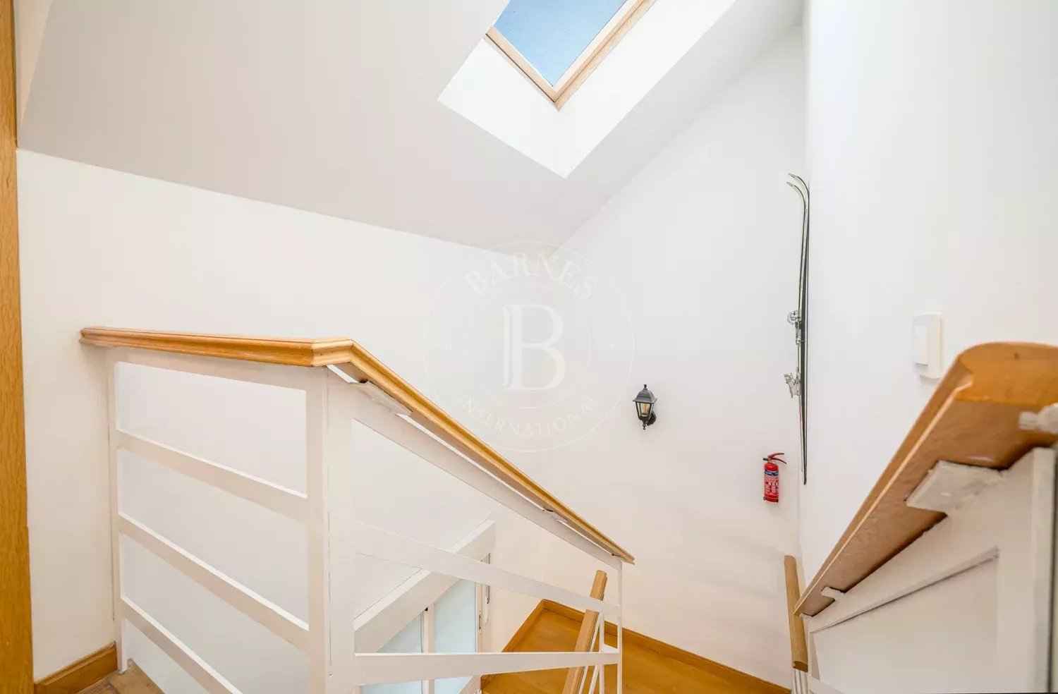 A0956ff81b2eed04f0f93bdf6a1c9839 d7287908bb 1500 original - Attribut alt par défaut.