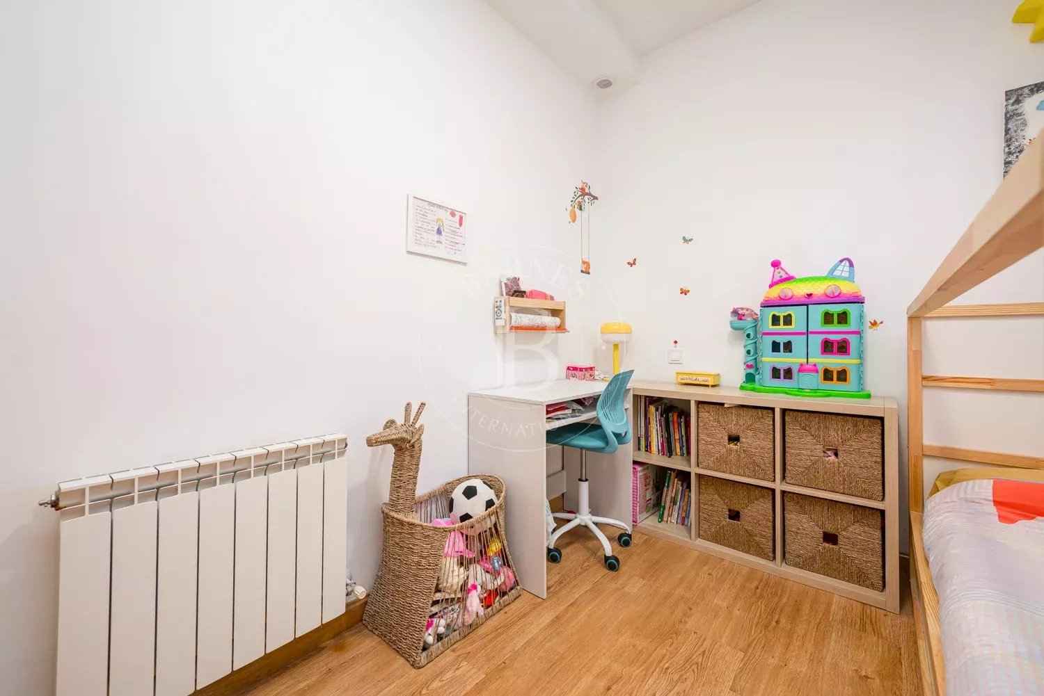 A5e398d9b2c5d8e64c6fc2b13d8def88 dd789fa55f 1500 original - Attribut alt par défaut.