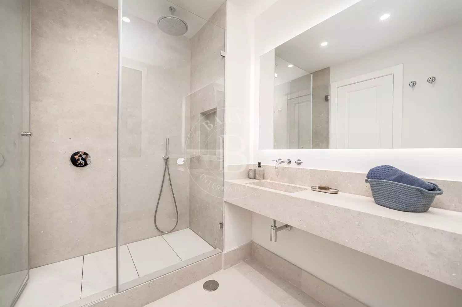 F6cd3ed0ab825fe6214a9d02bcdec608 965f11fab7 1500 original - Translation missing: en.helpers.application.image_tag.default_alt