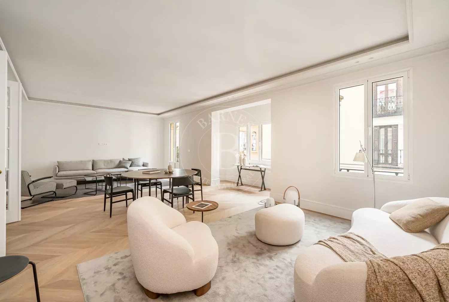 4602d081197125a8dd8f8347aeff572b e3b8bb6423 1500 original - Attribut alt par défaut.