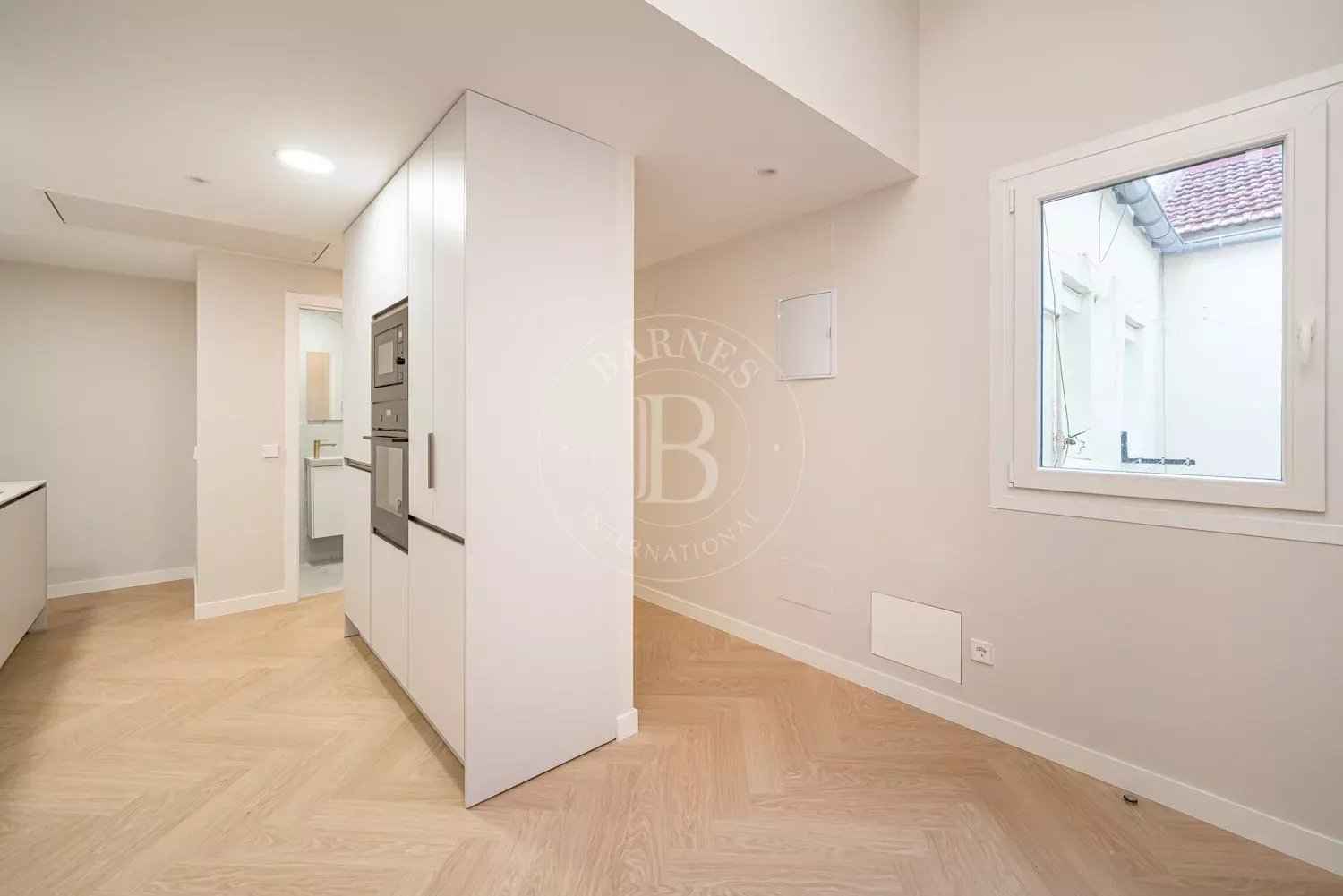 Ad8932b72c105ae0093678054fb24a14 5be87137f2 1500 original - Attribut alt par défaut.