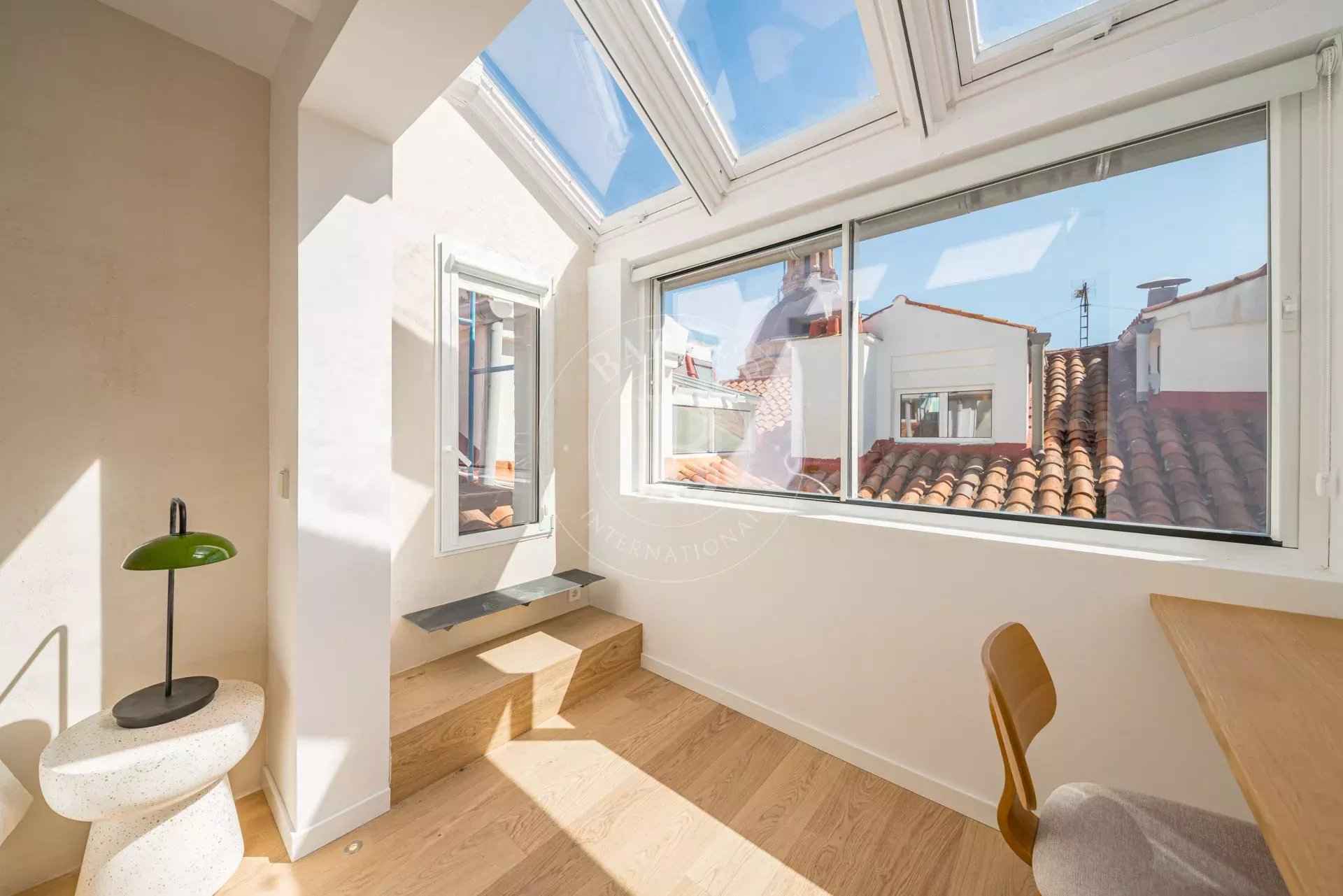 9ebf923de16a2153069236b33de3f709 b65a0ff599 1920 original - Attribut alt par défaut.