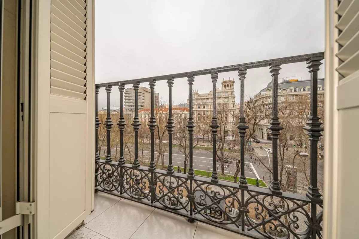 7fbf5d2d04e4482041e7b91cb3ed8036 40fa84bfe2 1200 original - Attribut alt par défaut.